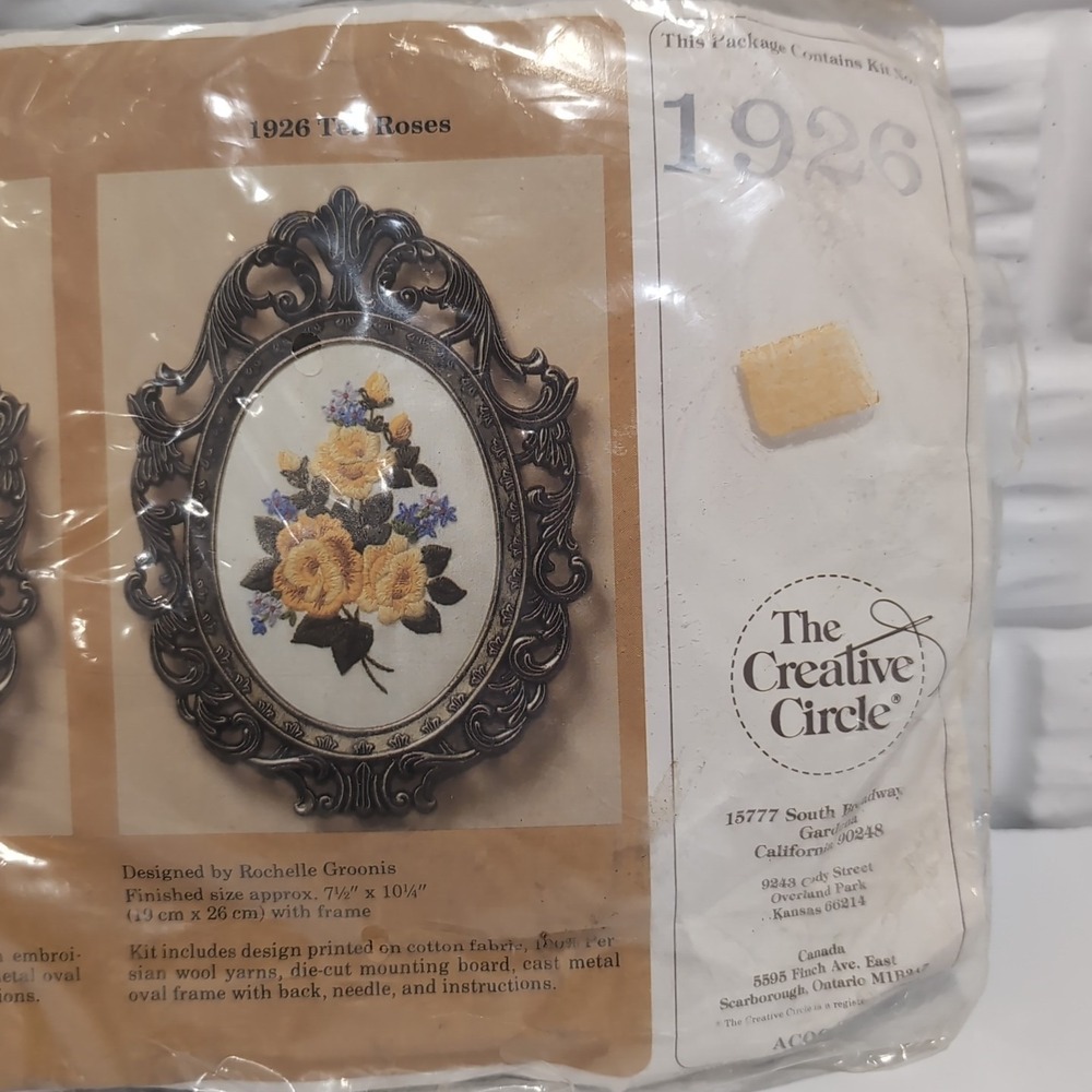 Creative Circle #1926 Tea Roses Vintage 1983 Kit Brand New in Package Embroidery